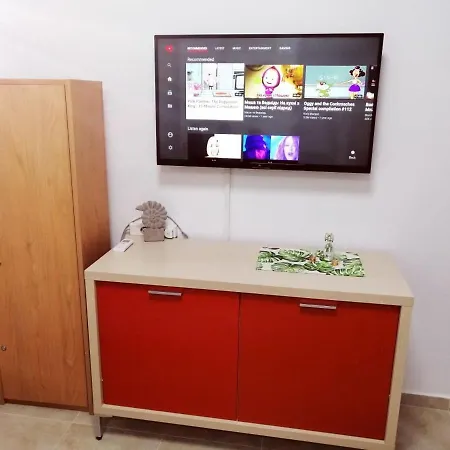 Maridel Underground Apartment